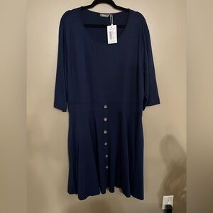Chic Navy 3/4 Sleeve Dress with Button Detail